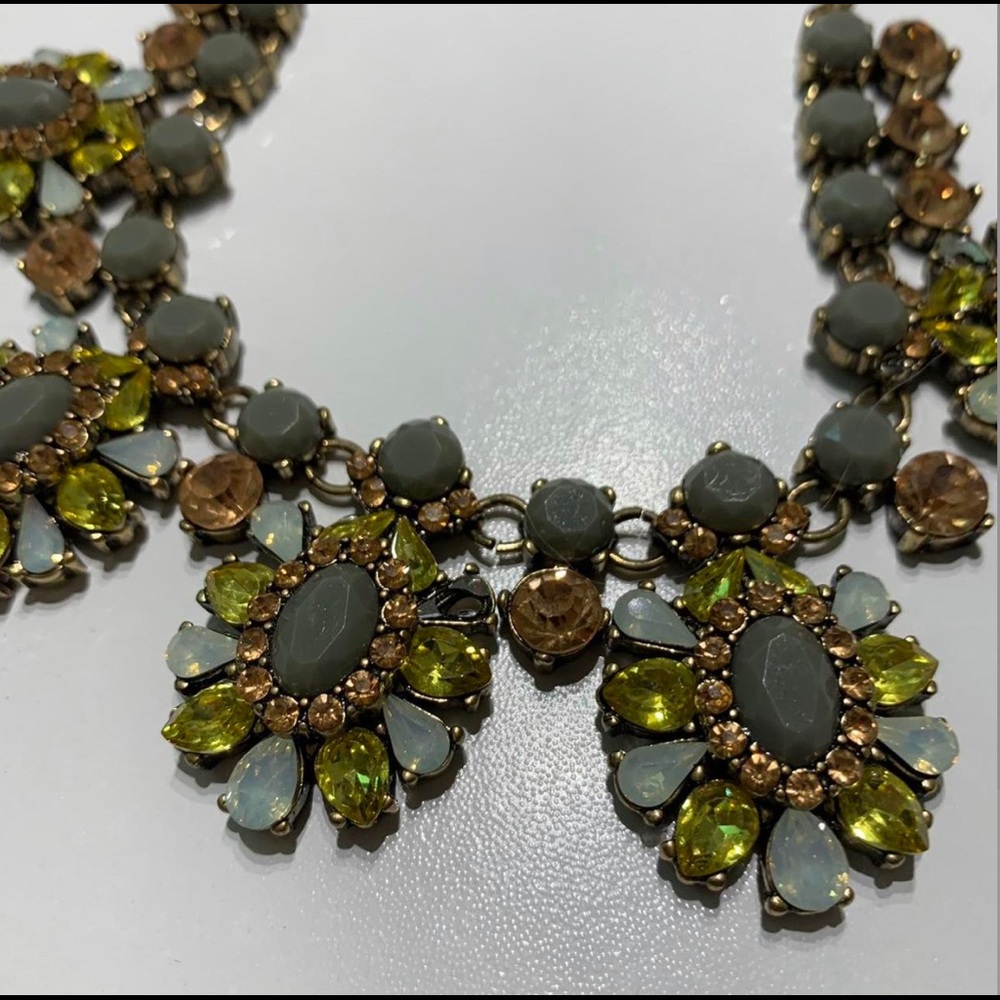 Statement necklace from forever 21
